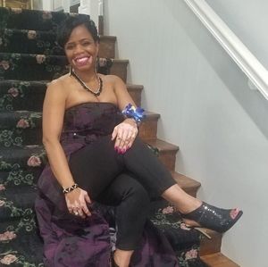 Meet your Posher, Kimberly